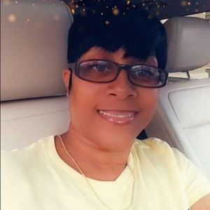 Meet your Posher, Renea